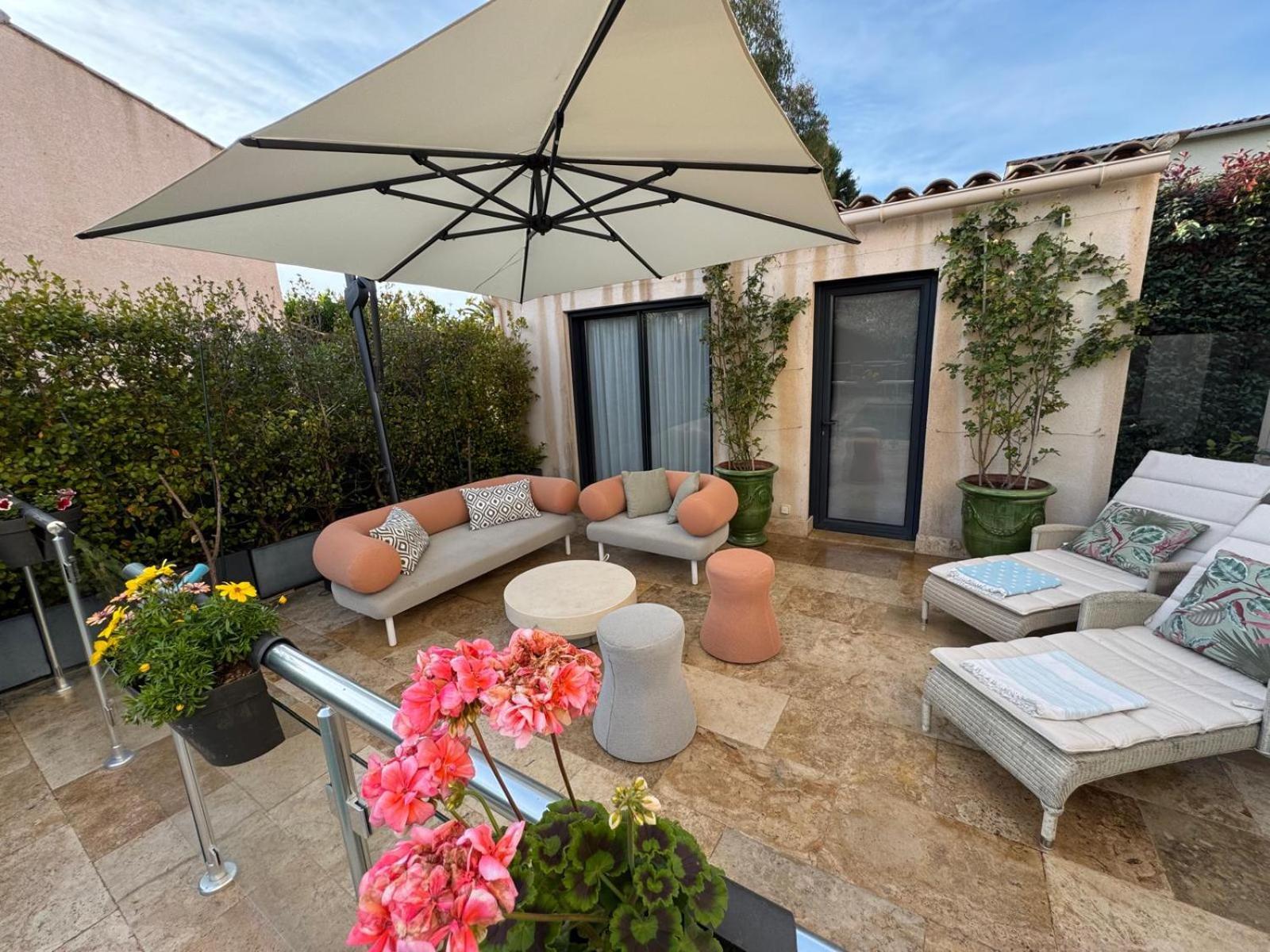 Villa Elimia Piscine Privee & Chauffee Antibes Exteriör bild